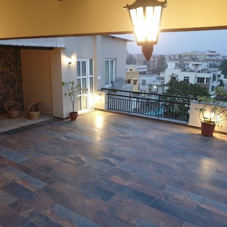 The Rooftop Cabana, A Homestay Бхубанешвар Екстериор снимка