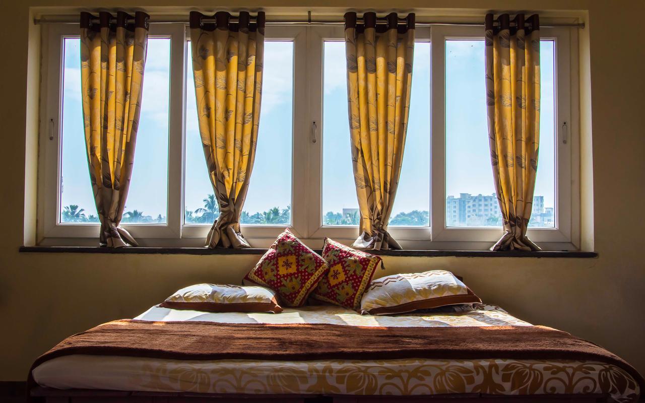 The Rooftop Cabana, A Homestay Бхубанешвар Екстериор снимка